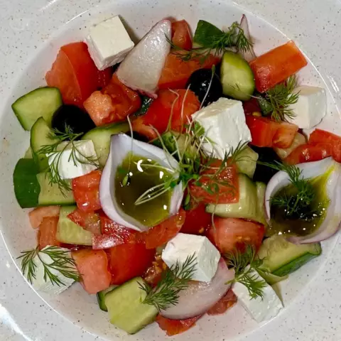 Klassik Yunan Salatı